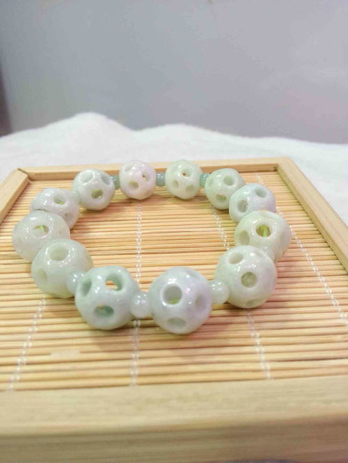 手工翡翠珠子飾品的價格與銷售策略